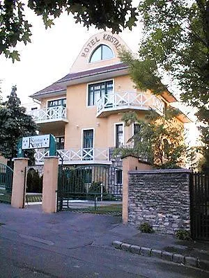 Kristal 3*